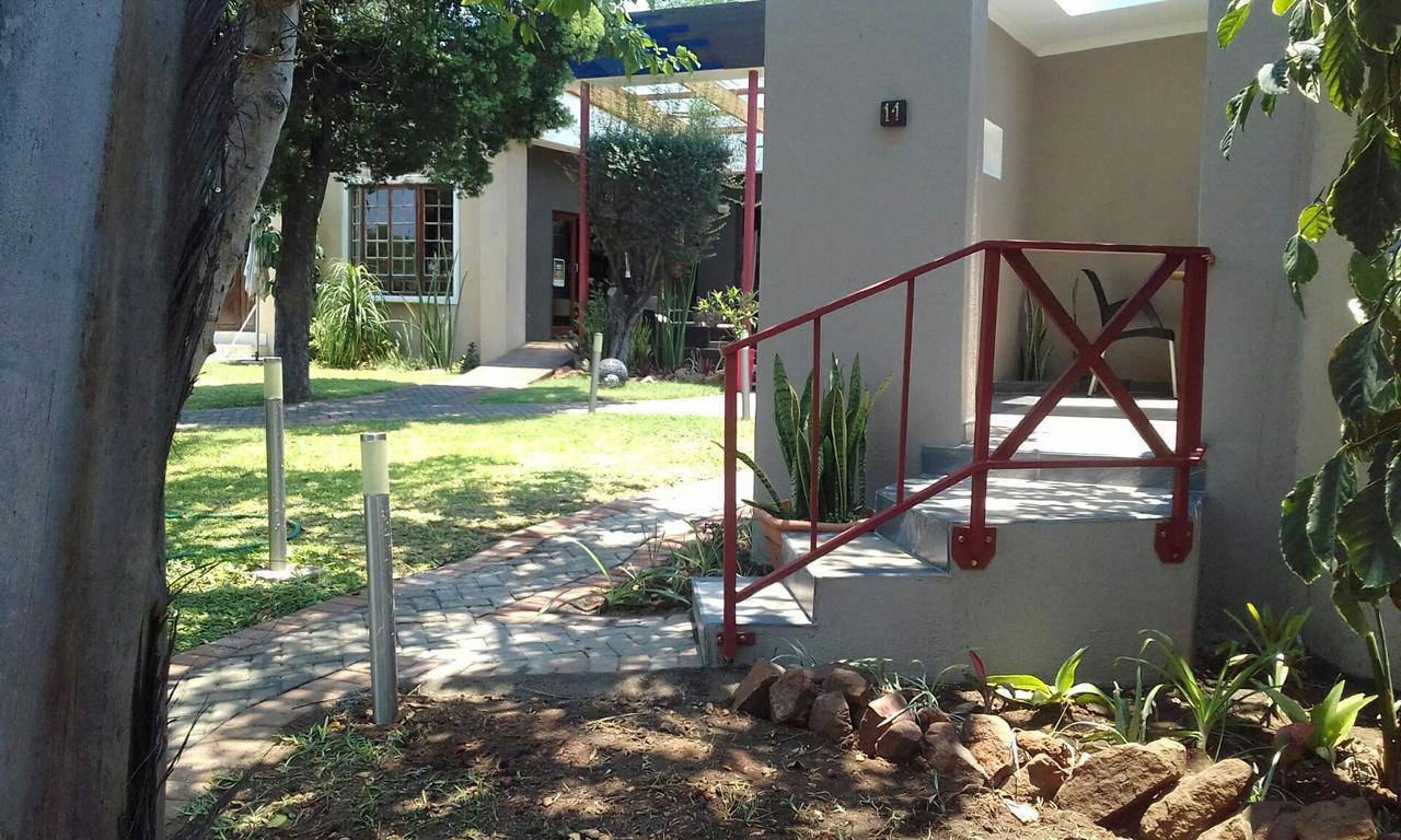 Cu Guest House Phalaborwa Exterior photo